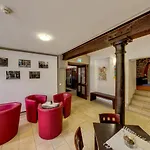 Djh Altstadt Hostel